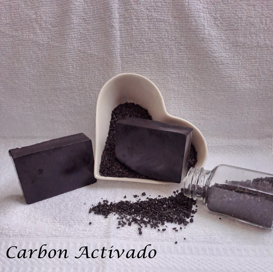 Jabon de Carbon activado